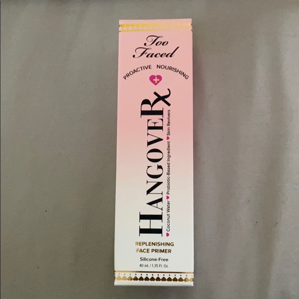 Too Faced Hangover Replenishing face primer